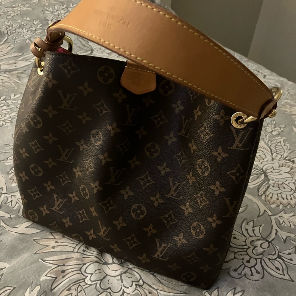 Louis Vuitton Graceful PM